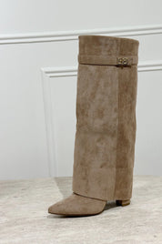 EMMA boots