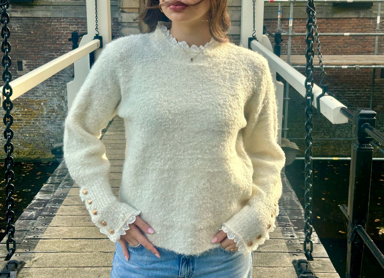 EVA sweater