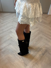 EMMA boots